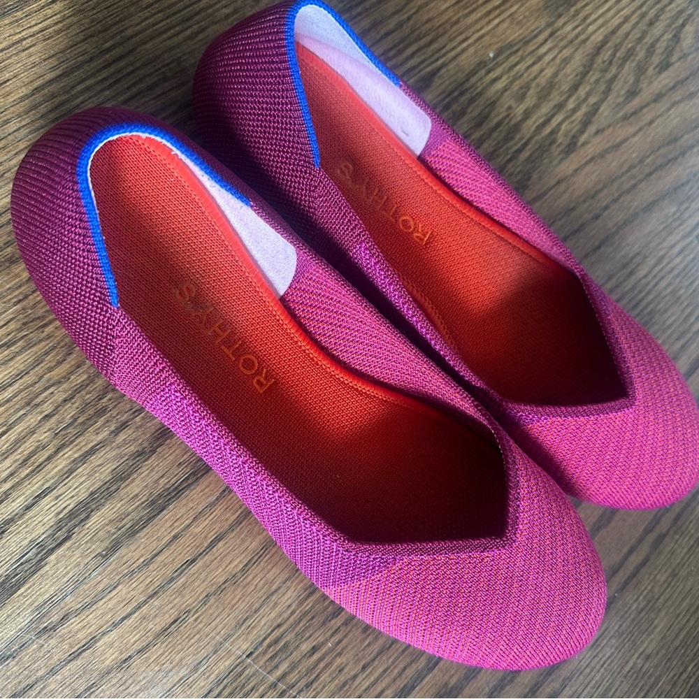 Rothy's RETIRED Pomegranate Pop Flats